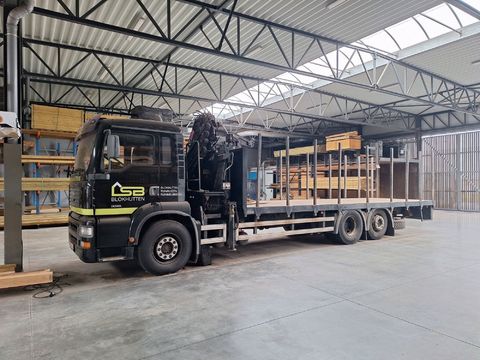 MAN vrachtwagen TGA 26.313 FNLC  met HIAB 122 E-4 DUO Kraan