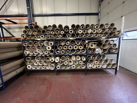 246 rollen gordijnstof 