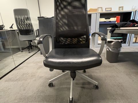 Set van 3 verstelbare bureaustoelen