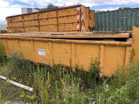 CONTAINER