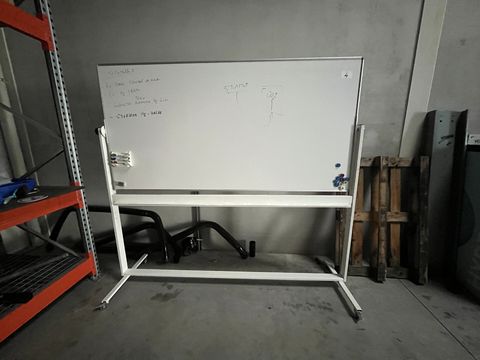 White bord