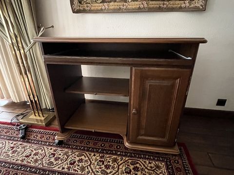 Classic multimedia cabinet
