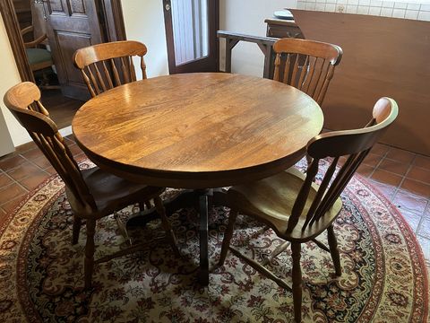 Complete dining set (kitchen)