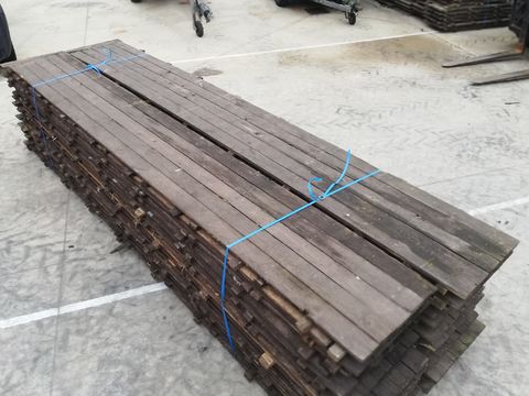 Lot van 25 stuks(50m2) houten vlondervloeren 