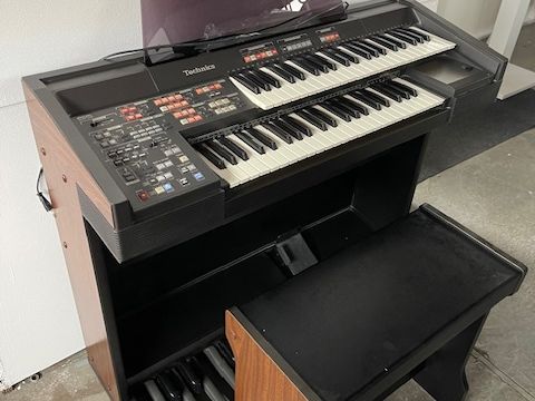 Orgel Technics EX 30 L