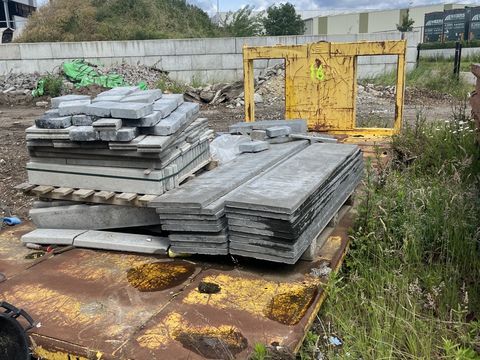 PLATEAUCONTAINER