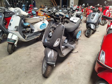 Titel: Piaggio Vespa LX 50 C38 – 45 km/u – Project/Revisie