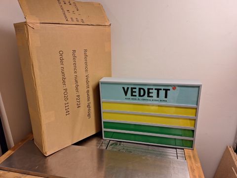 Vedett Professionele LED Quote Lightbox / Lichtbak (met Originele Doos)