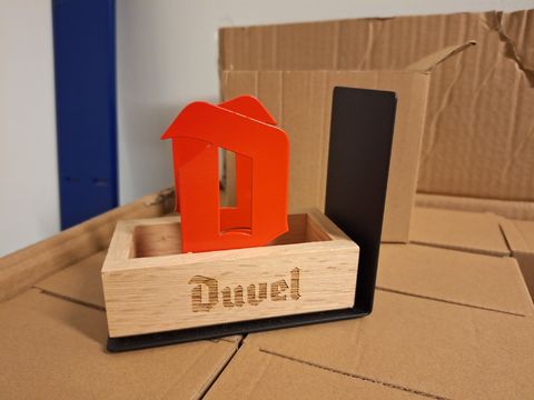 Partij +/-1000 stuks Duvel Bierviltjes & 32 stuks Duvel Houten Viltjes-/Menuhouders
