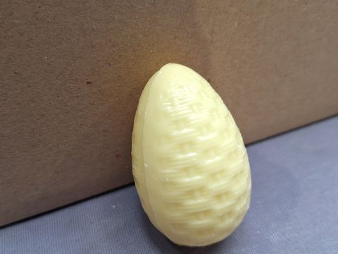 1 doos witte chocolade paaseieren – 2 kg