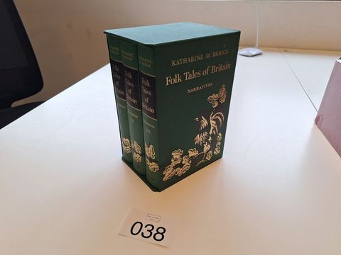 Editie van Folk Tales of Britain: Narratives door Katharine M