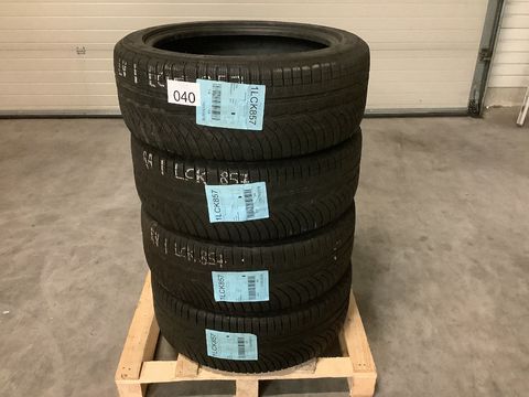 Set winterbanden MICHELIN 245/45-19 XL