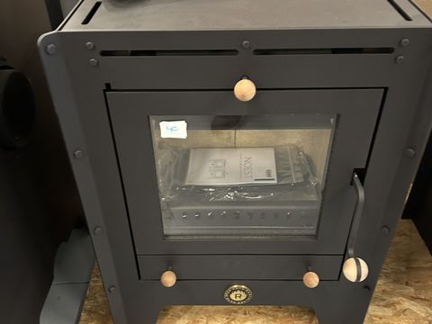 Houtkachel Reny Noest 7KW, Nieuw, vrijstaand toestel