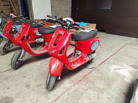 Titel: Piaggio Vespa LX 50 C38 – 45 km/u – Project/Revisie