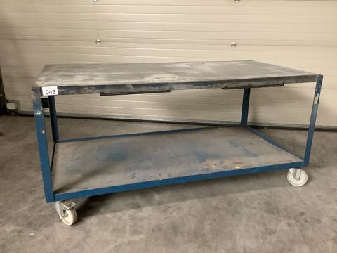 Mobiele metalen werktafel 1m x 2m x 0.95m