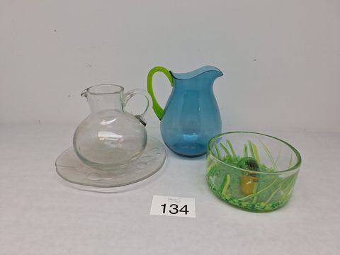 Kosta Boda en Divers Decoratief Glaswerk (3 Stuks)