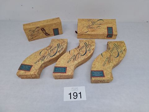 Uitgebreide collectie kalligrafie- en schrijfsets uit "The Writing Collection" van Authentic Models