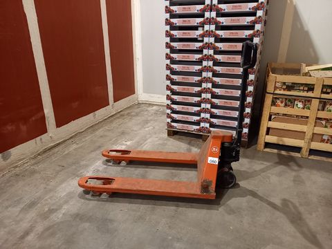 Palletwagen BT 2300kg