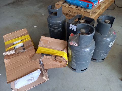 4 gasflessen, grote giet-kabelmof