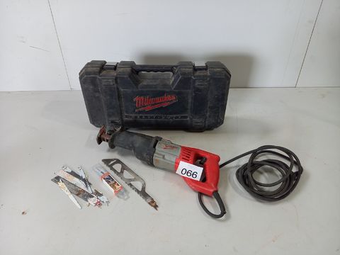 Milwaukee SAWZALL reciprozaagmachine