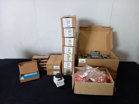 Lot Enphase accs. Femtogrid Hub's