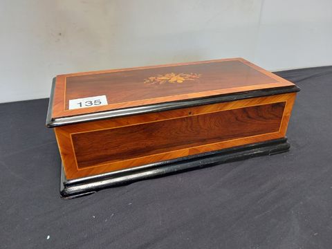 Zwitsers cilindermuziekdoos uit de late 19e eeuw