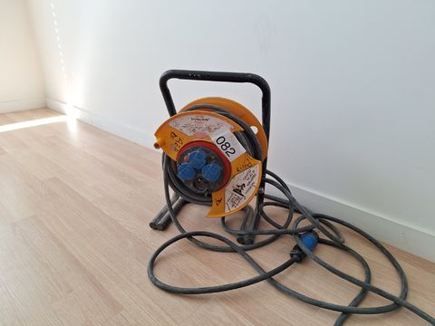 Verlengkabel 220V op haspel, 50 m