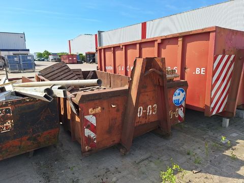 Hooklift/drop-off container