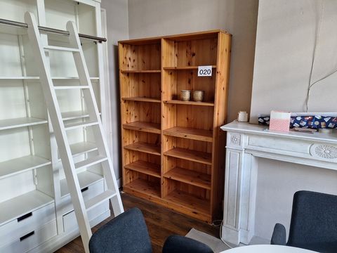 Massief grenen boekenkast