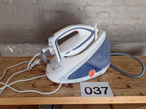 Calor  Pro Express Ultimate stoomstrijkijzer