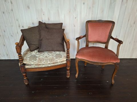 2 x antieken stoelen met armleuning