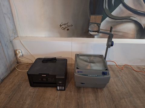 Epson printer & Nobo overheadprojector