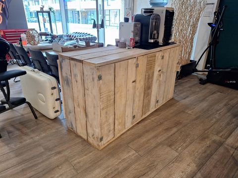 3-deurs steigerhouten kast