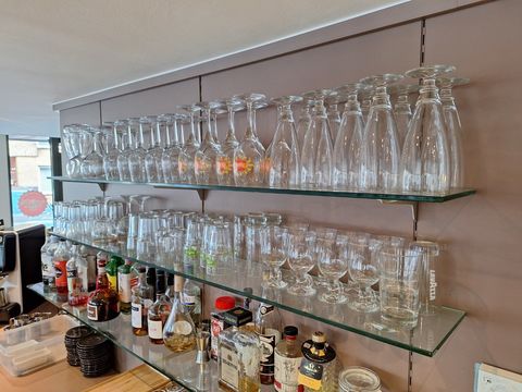 120tal diverse glazen(bier,wijn,water,frisdrank)