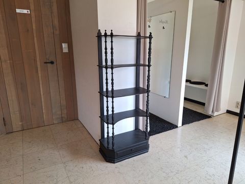 Vintage zwart houten rek met lade