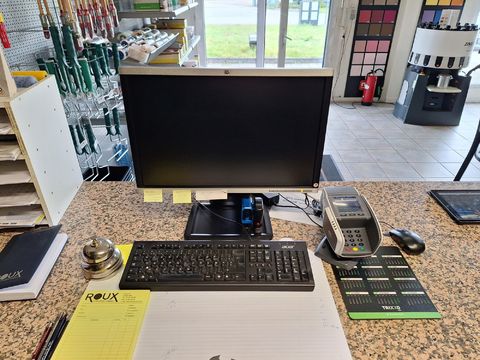 Pc Acer met monitor Hp + betaalterminal