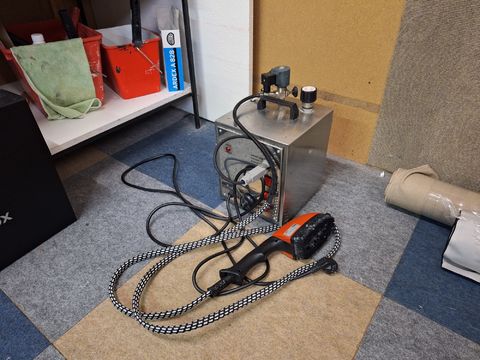 Professioneel strijkijzer Dofix Dholmann met borstel