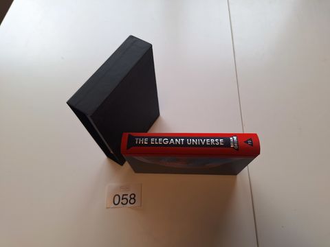 The Elegant Universe – Folio Society Collector’s Edition