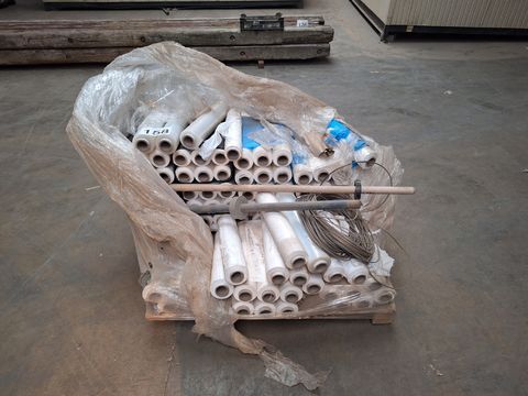 Partij wikkelfolie – ca. 50 cm breed, transparant en wit