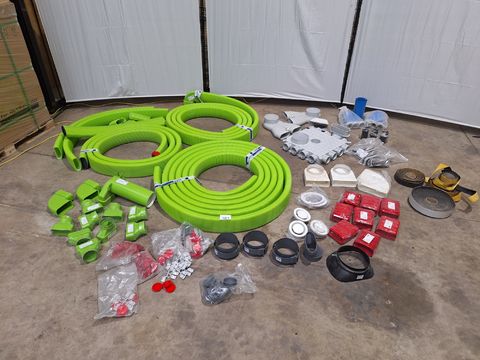 Lot kwalitatieve ventilatie onderdelen van topmerken(Renson,ubbink,Ventilair)