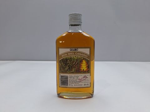 1 fles GUAJIRO Ron Miel Canario – Honingrum uit de Canarische Eilanden – 35 cl – 30% vol