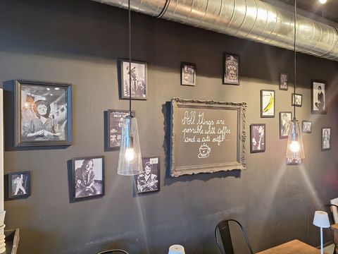 25 fotolijsten diverse afbeeldingen en afmetingen(zie afb)