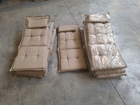 Partij van 10 Luxe Brafab Ligbedkussens