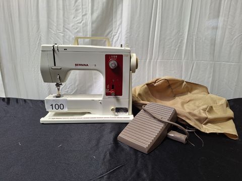 Bernina Sport 803 Naaimachine inclusief voetpedaal en hoes