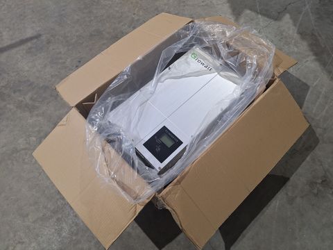 Growatt 8000UE Omvormer – 8kW – 3-Fase PV Grid Inverter (Nieuw in doos)