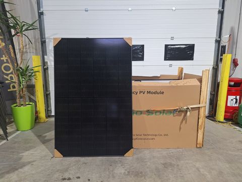 15 Phono Solar 400Wp Zonnepanelen (6.000Wp Totaal) – Full Black