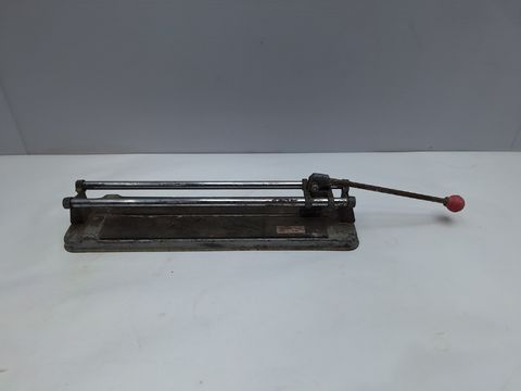 compacte duw-tegelsnijder