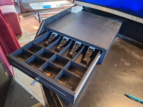 Professionele Metalen Kassalade – Zwart