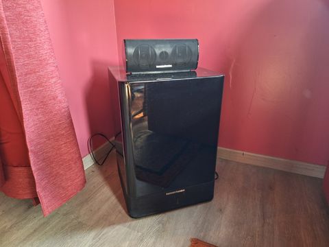 Harman Kardon HKTS 7 – Complete 5.1 Surround Sound Set