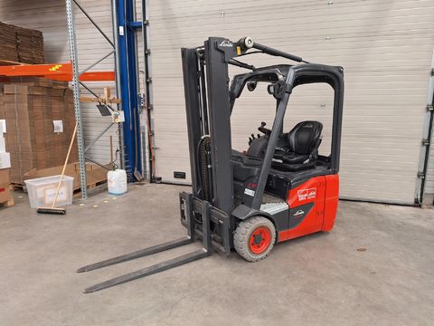 Linde E12 EVO elektrische heftruck (2018) – 1200 kg – 489 u + Hawker lader 220v
